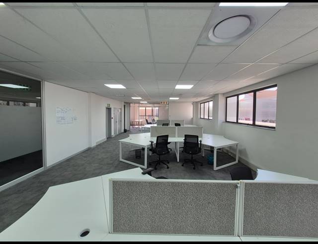 357M² OFFICE TO LET IN RIVONIA